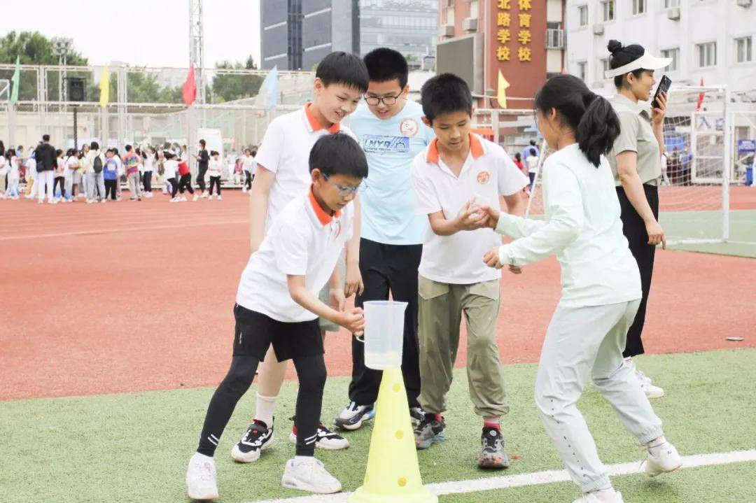 优酷视频：2024澳门资料大全正版资料-中老年人如何健康饮食？龙岗南湾这场讲座告诉你