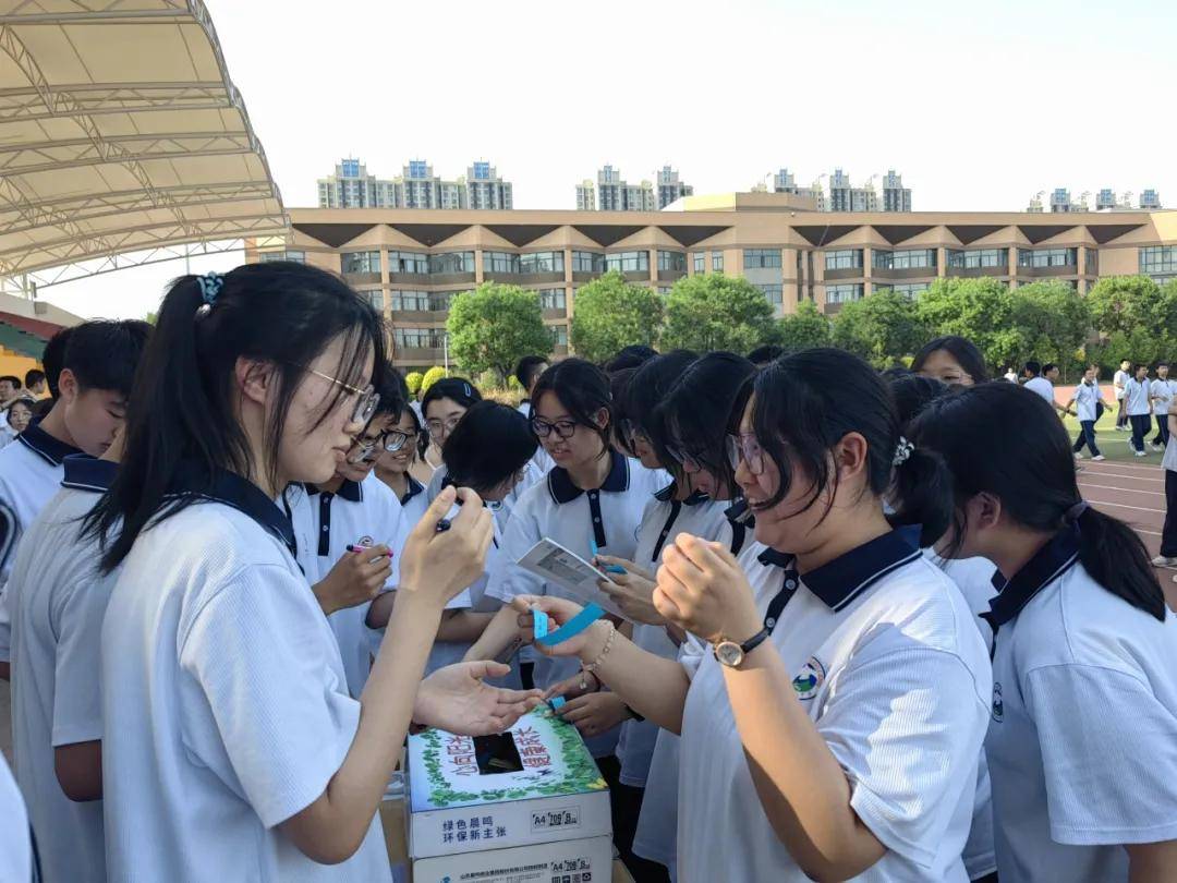 🌸【2024新澳门彩4949资料】🌸-在“韵”动中健康成长 —临沂沂龙湾小学构建“一校一品”啦啦操特色文化品牌  第2张