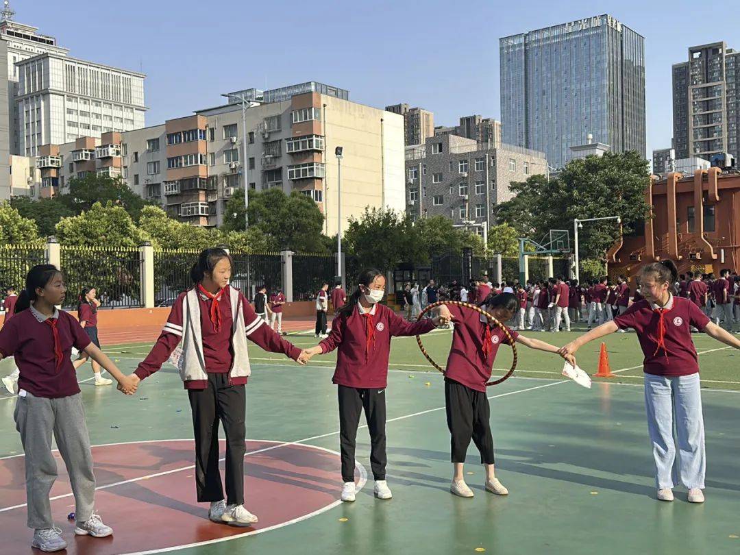 豆瓣电影：澳门最精准正最精准龙门-【全国大学生心理健康日】自我按摩好处多，寻找“心与身”的松弛感  第3张