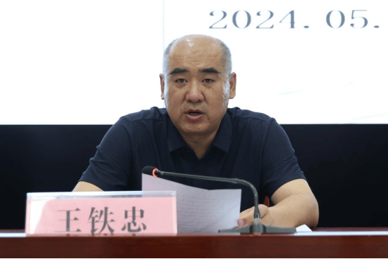 芝士超人：2024年新澳门正版资料大全免费-“脆皮”大学生？没关系，这份指南说清楚了｜健康总动员  第4张