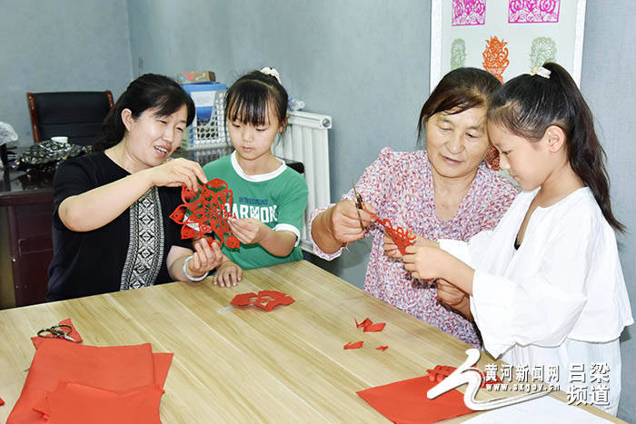 🌸【新澳门一码一肖一特一中】🌸-1800学员“触电”打开市场新空间｜连州电商公益培训圆满结业  第4张