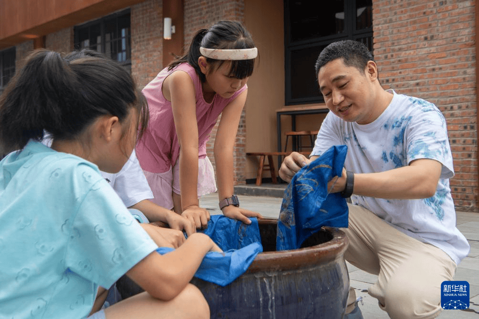 🌸【2024澳门天天六开彩免费资料】🌸-“健康传递者”孔德琼：将爱好变成公益，让古法健身焕发新生机  第3张