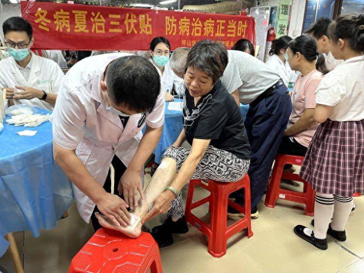 🌸【2024澳门码今晚开奖结果】🌸-1800学员“触电”打开市场新空间｜连州电商公益培训圆满结业  第3张