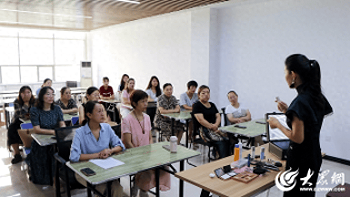 🌸【新澳彩资料免费长期公开四大才子】🌸-济宁市兖州区鼓楼街道开展爱心助考公益志愿服务活动  第2张