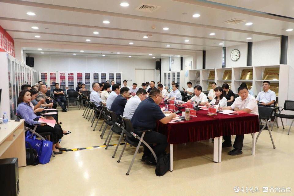 🌸【2024澳门资料大全免费】🌸-不科学健身≠健康 公园里这些“魔性锻炼”隐患多多  第1张