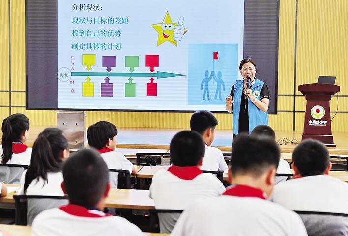 🌸【2024澳门天天开好彩资料】🌸-中国人民大学“陕公大学堂”公益讲座在郑举行