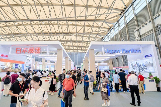 上海老博会本周开幕，“银发经济”蕴藏哪些消费潜力  第1张